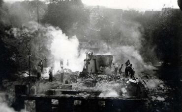 Schlichten Schorndorf Bombe Feuer Bombenabwurf_0