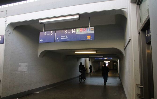 Schorndorfer Bahnhofsunterführung bahnhof unterführung