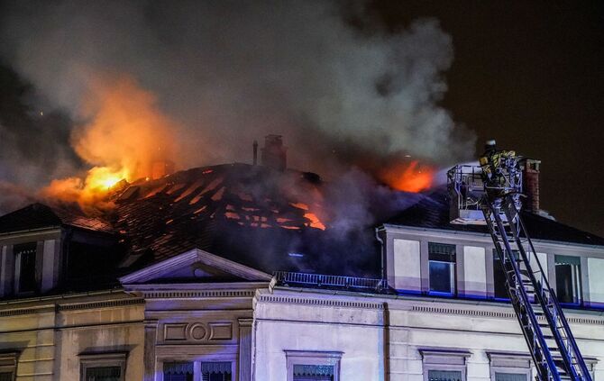 Esslingen: Dachstuhlbrand loest Grosseinsatz aus