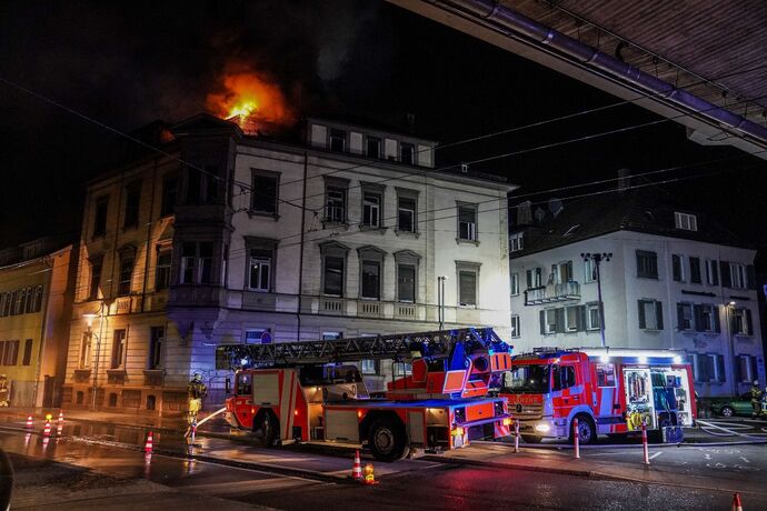 Esslingen: Dachstuhlbrand loest Grosseinsatz aus