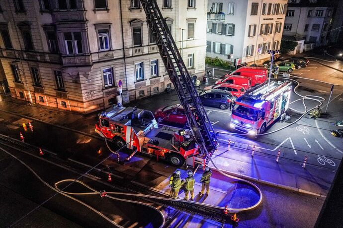 Esslingen: Dachstuhlbrand loest Grosseinsatz aus