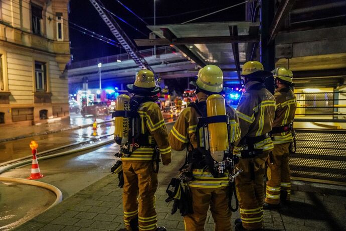 Esslingen: Dachstuhlbrand loest Grosseinsatz aus