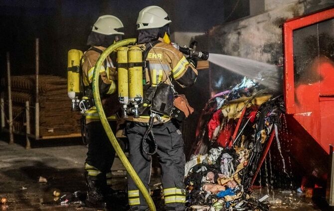 Containerbrand auf dem Gelände der Firma Bürkle - Bild 13_1