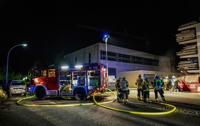 Containerbrand auf dem Gelände der Firma Bürkle - Bild 04_10