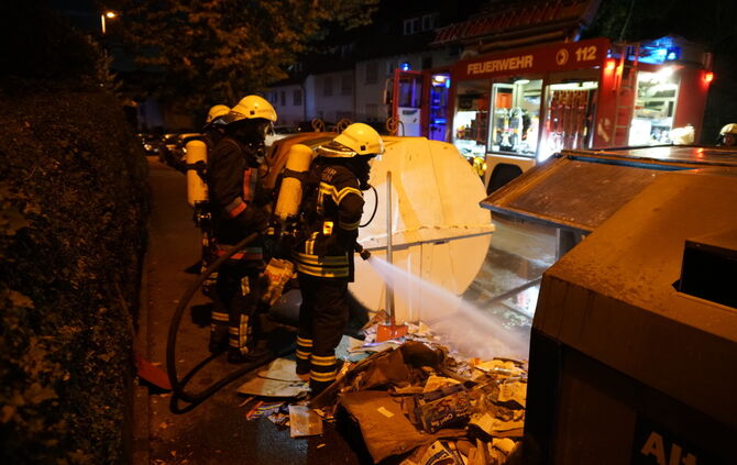 Brandstiftungsserie im Ort  - Bild 07_14