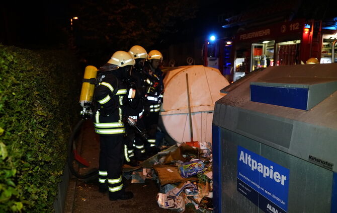 Brandstiftungsserie im Ort  - Bild 03_16