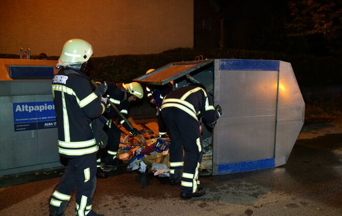 Brandstiftungsserie im Ort  - Bild 09_21