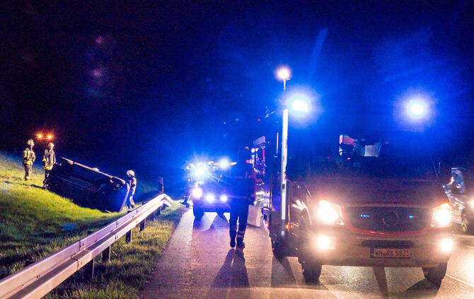 Unfall auf B29: Ein Fahrstreifen gesperrt - Bild 01_11