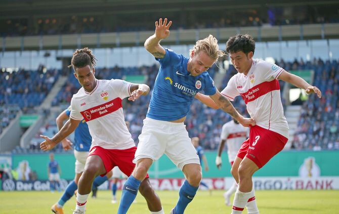 Fu§ball DFB Pokal Hansa Rostock vs. VfB Stuttgart