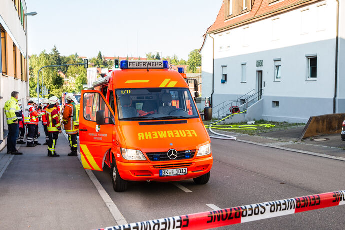 Brand im Treppenhaus, Etzwiesenstrasse, Backnang, 15.09.2020.