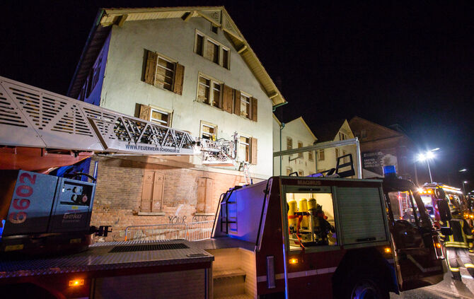 Brand in alter Lederfabrik - Bild 01_1