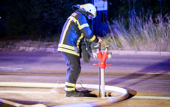 Feuerwerk verursacht Brand in Bittenfeld - Bild 08_8