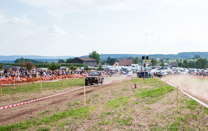 Motorsport auf dem Acker - Bild 04_3