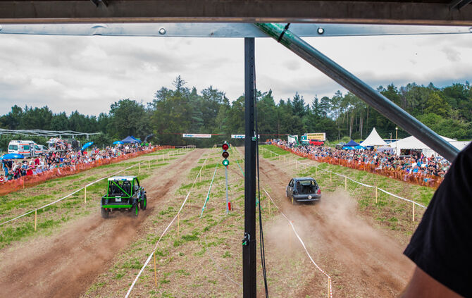 Motorsport auf dem Acker - Bild 09_8