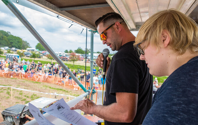 Motorsport auf dem Acker - Bild 14_13