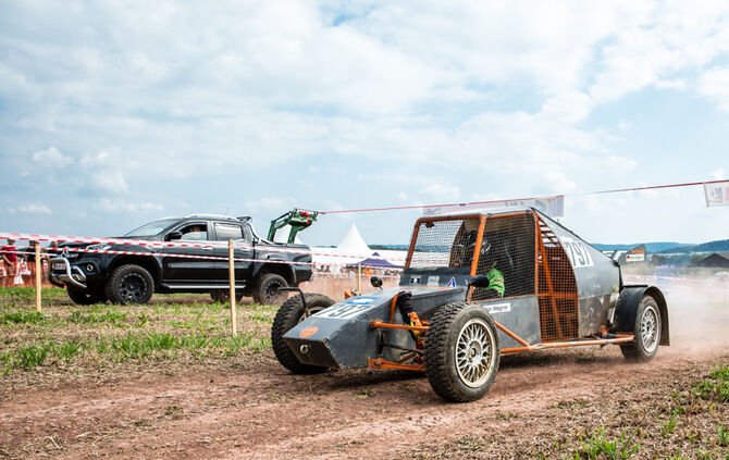 Motorsport auf dem Acker - Bild 30_29