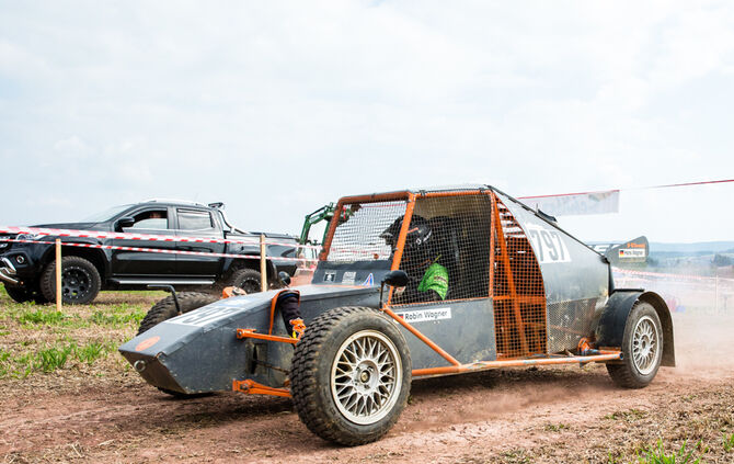 Motorsport auf dem Acker - Bild 58_57