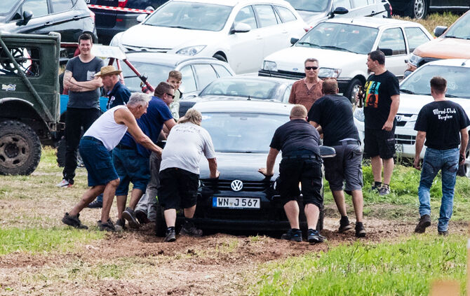 Motorsport auf dem Acker - Bild 74_73