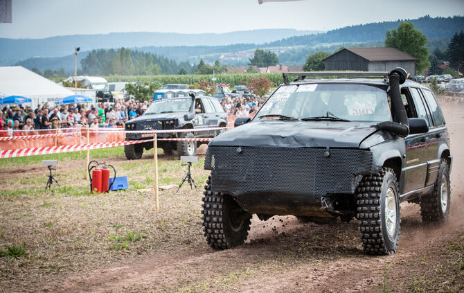 Motorsport auf dem Acker - Bild 80_79