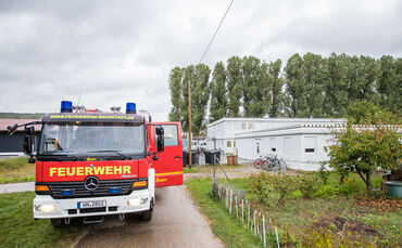 Feuerwehreinsatz in der Gemeinschaftsunterkunft Heuweg, Weinstadt-Großheppach, 26.09.2020.