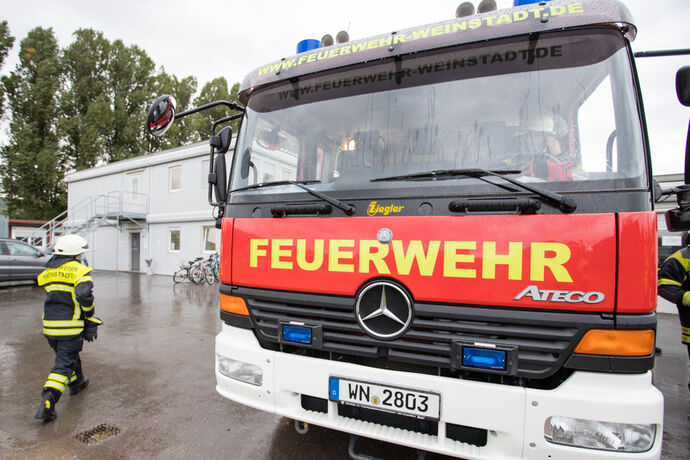 Feuerwehreinsatz in der Gemeinschaftsunterkunft Heuweg, Weinstadt-Großheppach, 26.09.2020.