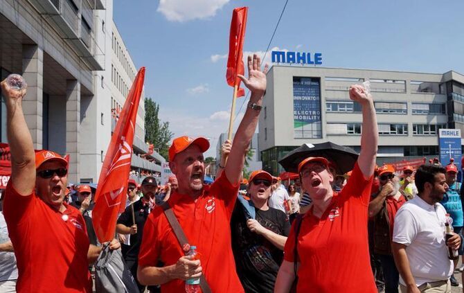 Kundgebung bei Mahle