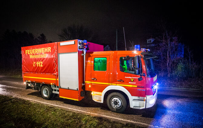 Auto überschlagen, drei Verletzte - Bild 15_6
