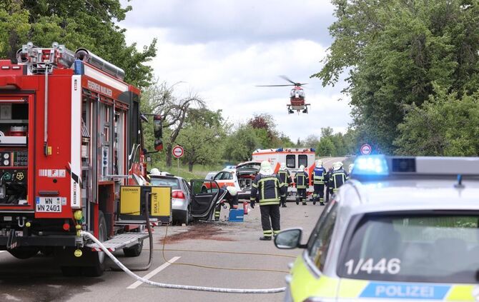 Schwerer Unfall auf der alten B 14_0