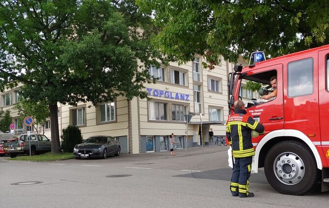 Feuerwehreinsatz Ameisenbühl_0