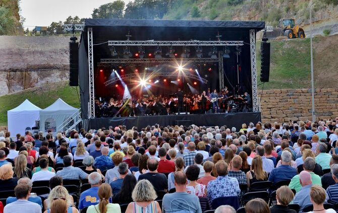 a8ca9da3-1ae4-4374-9d10-5c27845e9bf5.jpg_0