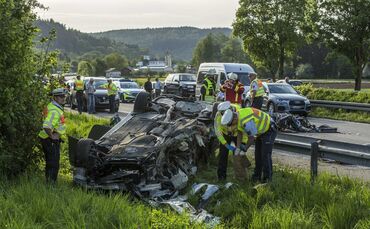 Großes Unglück nach Sekundenschlaf_0