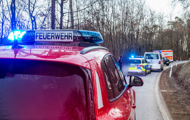 bb_unfall_stetten_05-02-2019_1_1