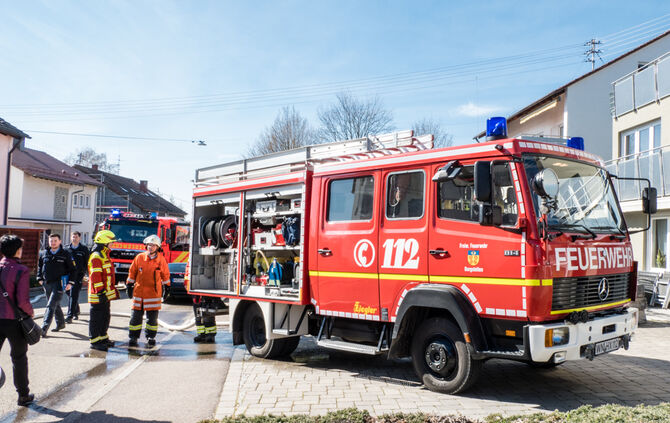 Solaranlagen auf Wohnhaus in Brand geraten - Bild 25_10