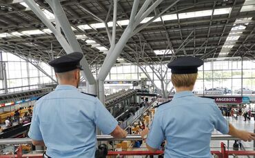 Bundespolizei_Flughafen_Stuttgart_0
