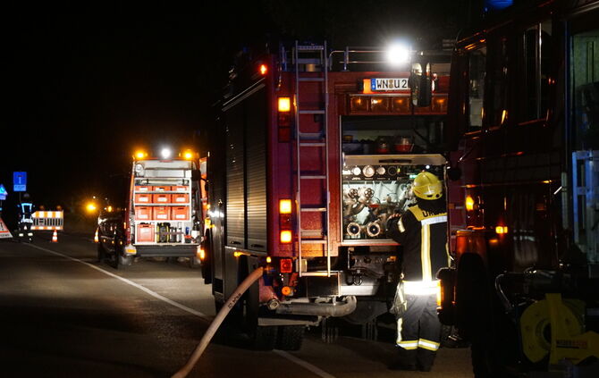 Fahrzeugbrand  - Bild 02_2