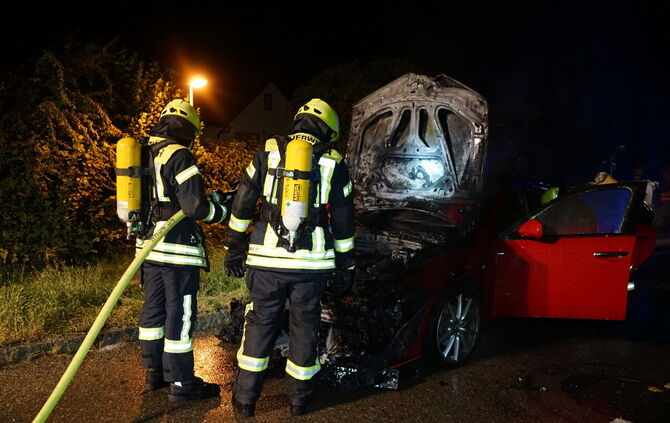 Fahrzeugbrand  - Bild 04_4