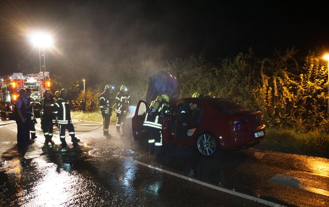 Fahrzeugbrand  - Bild 07_6