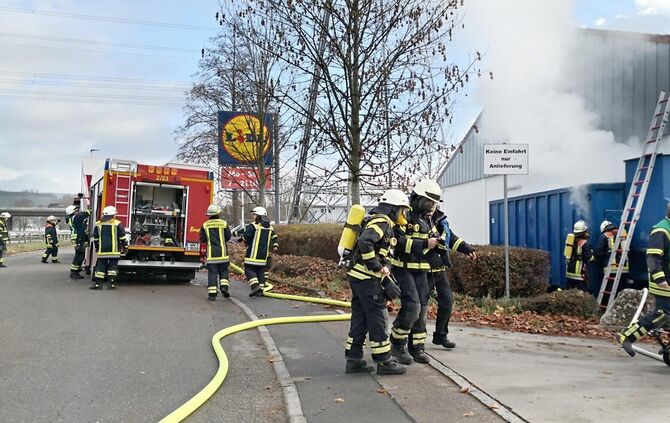 Brand bei Supermarkt: Lidl evakuiert_0