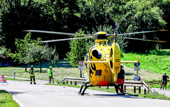 Eilmeldung! Schwerer Motorradunfall - Bild 03_1