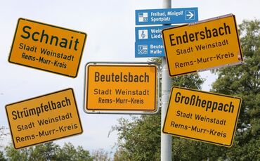 Ortsschilder Weinstadt