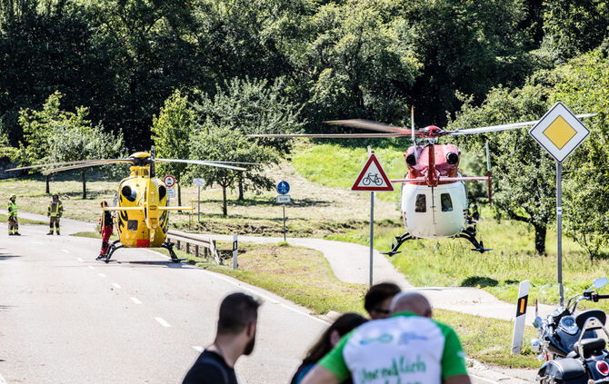 Eilmeldung! Schwerer Motorradunfall - Bild 11_12