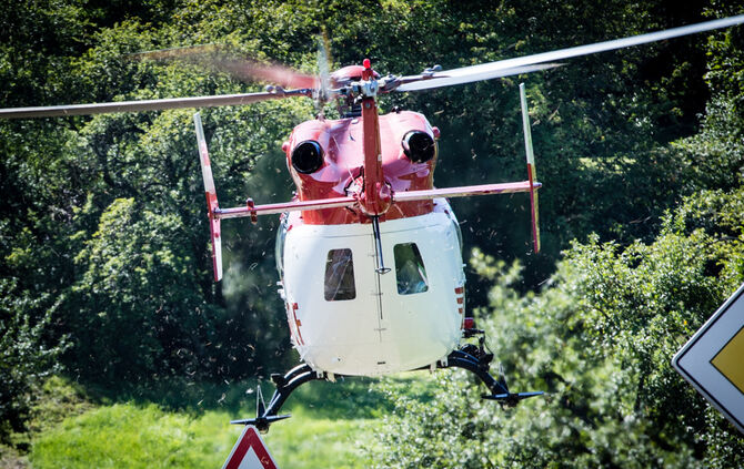 Eilmeldung! Schwerer Motorradunfall - Bild 05_18