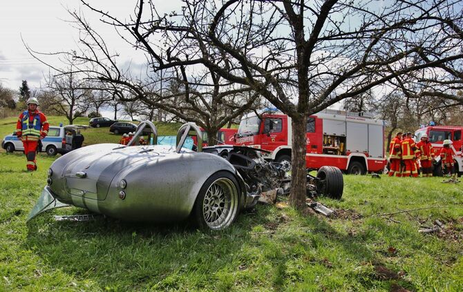Schwerer Unfall mit Oldtimer bei Unterbrüden_0