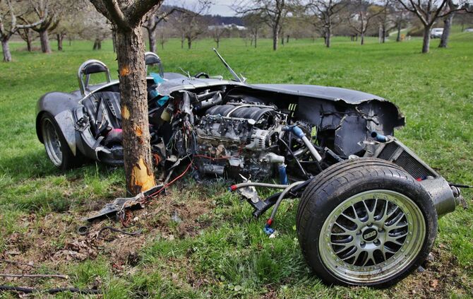 Schwerer Unfall mit Oldtimer bei Unterbrüden_4