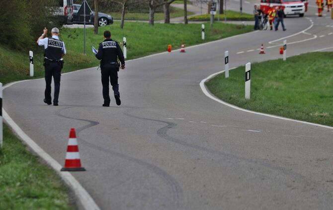 Schwerer Unfall mit Oldtimer bei Unterbrüden_5