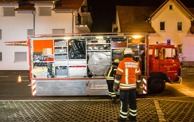Streufahrzeug kippt um - Bild 05_2