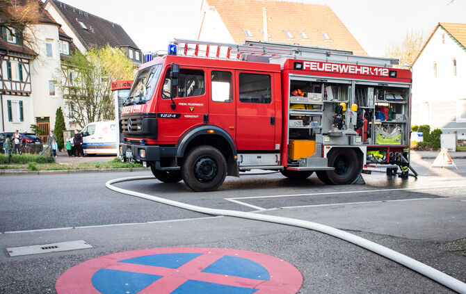 Fünf Verletzte bei Großbrand in der Göppinger Straße - Bild 53_6
