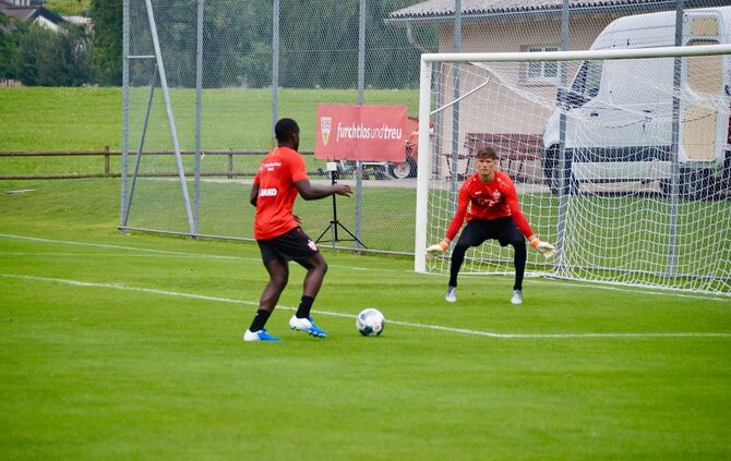 Vormittagseinheit VfB-Trainingslager in St. Gallen_08.07.2019_22