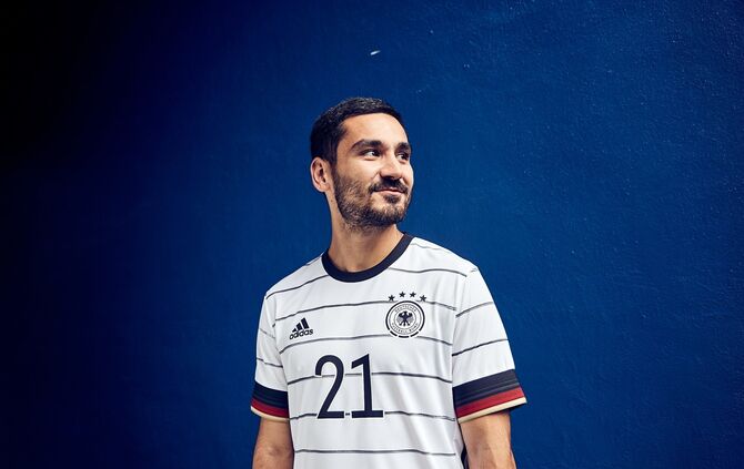 Neues Trikot der Nationalmannschaft_2
