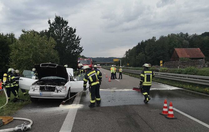 Fahrzeugbrand B29 bei Schorndorf_2